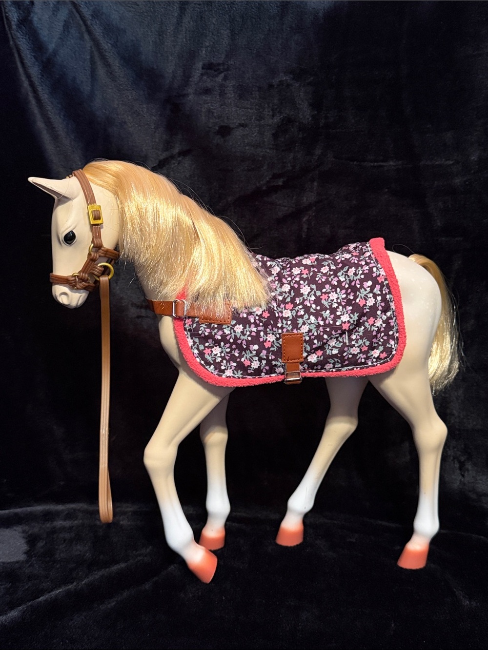 Our Generation 12” Palomino
Foal Baby Horse for 18” Dolls
